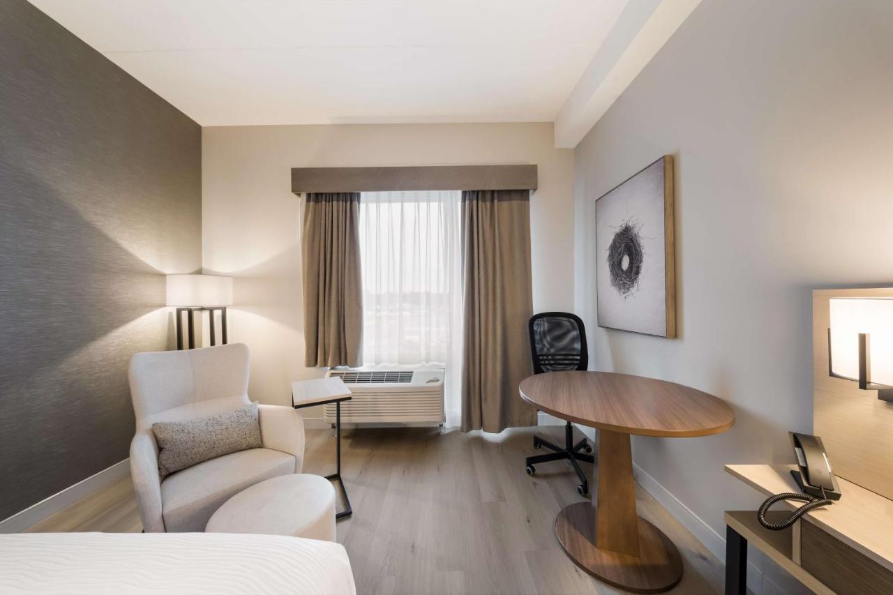 Best Western Plus Пари Саунд Екстериор снимка
