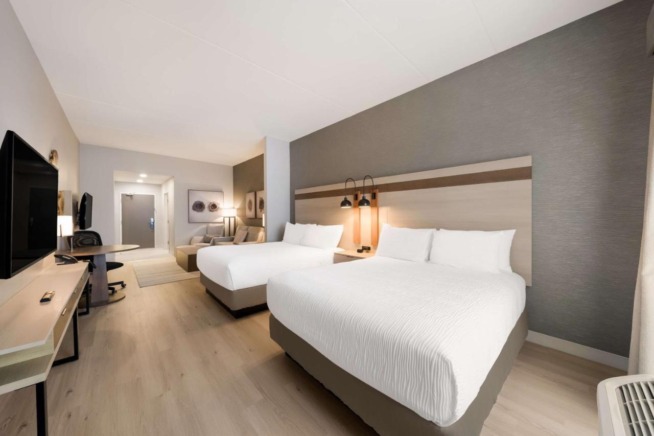 Best Western Plus Пари Саунд Екстериор снимка